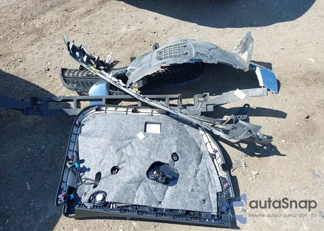 2018 Mercedes-Benz Glc 300 4Matic from USA, damaged, VIN WDC0G4KB2JV075055